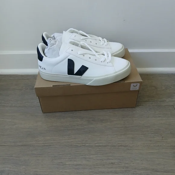 Veja Campo Leather Sneakers - Picture 5 of 11